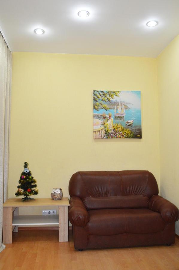 Owl Home Odessa Cozy Spacious Apartment In A Quiet Center Between Deribasovskaya And Privoz Exterior foto